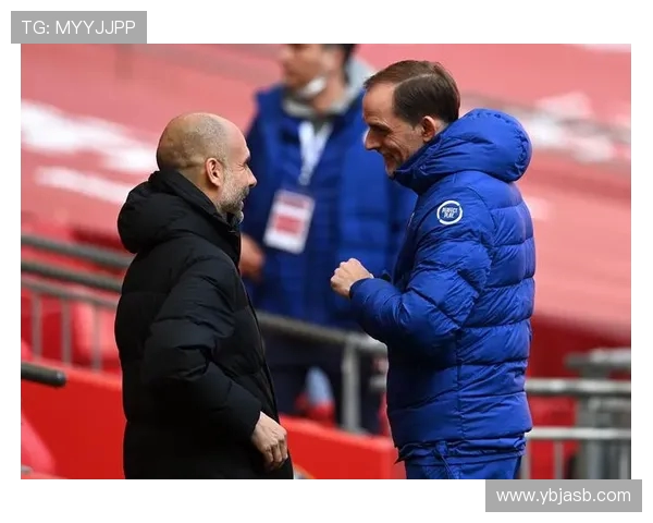 瓜帅女儿现场见证父亲与马宁争执，英超最美星二代身材吸睛(2)